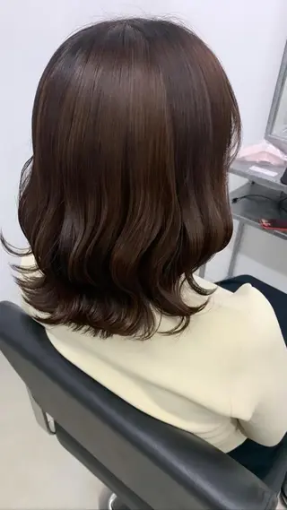 ミディアム カラー kanon hair所属・新木 愛花のヘアスタイル