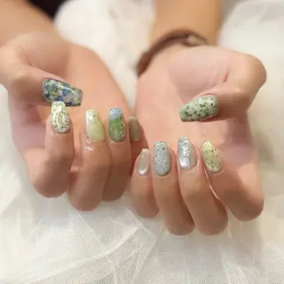 ネイル 新井 ひなののネイルデザイン