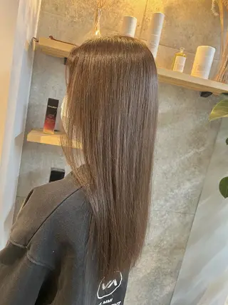 ロング カラー ハイトーンカラ ー/小川のヘアスタイル