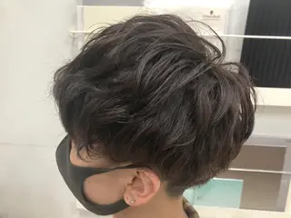 ミディアム メンズ 韓国風メンズ/毛流れ ヘアなら須田龍世のヘアスタイル