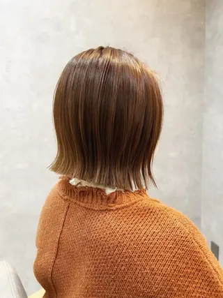 ショート カラー 中村 ひなたのヘアスタイル