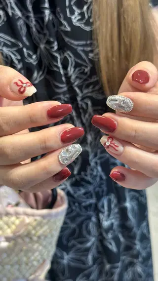 ネイル 🎀韓国レイヤー特化 🎀ベージュ/ミクのヘアスタイル