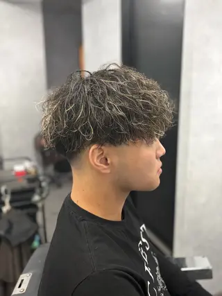 ショート パーマ メンズ パーマ特化 スタイリスト石田のヘアスタイル