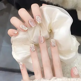 ネイル 高木 維麗絲のネイルデザイン