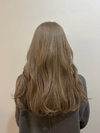 ロング カラー 栗林 姫花のヘアスタイル