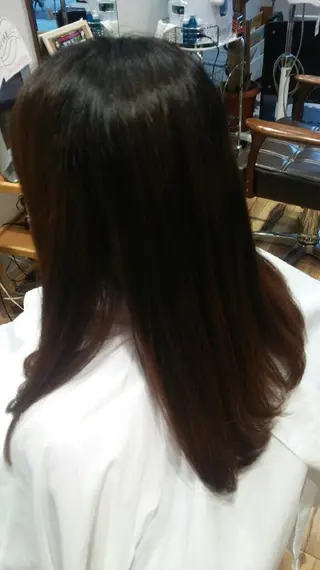 セミロング カットハウス HaL所属・北福 友晴のヘアスタイル