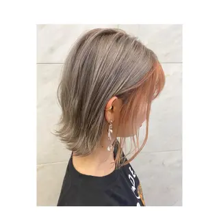 セミロング カラー N゜jillva ナンバージルバのヘアスタイル