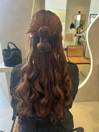 ロング ヘアアレンジ 小池 夏美のヘアスタイル