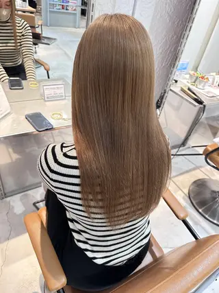 ロング レイヤーブリーチ特化 ホワイト専門/岸のヘアスタイル