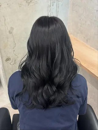 ロング 長谷川 日南のヘアスタイル