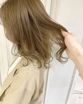 ミディアム La Lauren所属・ダブルカラー/透明感 💈JUNYA💈のヘアスタイル