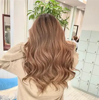 ショート カラー パーマ ヘアアレンジ 🌹TikTok４万 ﾌｫﾛﾜｰ🌹AKIのヘアスタイル