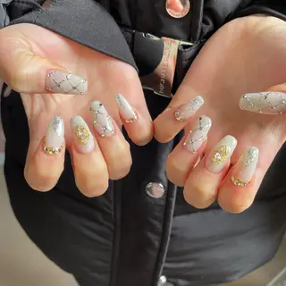 ネイル 奥園 良恵のネイルデザイン