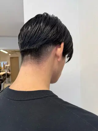 ショート メンズ パーマ/ハイトーン /吉田眞のヘアスタイル