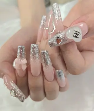 ネイル 河野ちえ (雑誌掲載サロン)のネイルデザイン