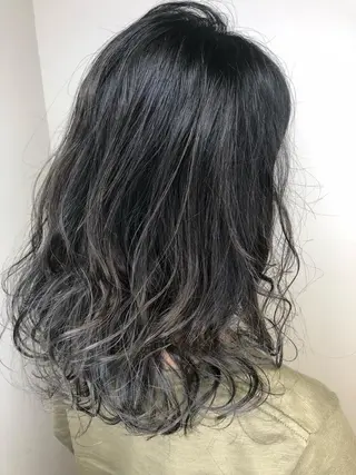 ミディアム カラー メンズヘア特化 崎田 成人のヘアスタイル