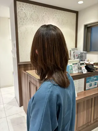 セミロング 🌟縮毛矯正/髪質改 善🌟赤嶺智偉のヘアスタイル