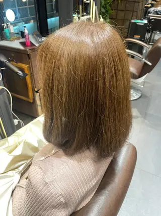 ミディアム カラー ブリーチ＆縮毛矯正 🧸tomoki🧸のヘアスタイル