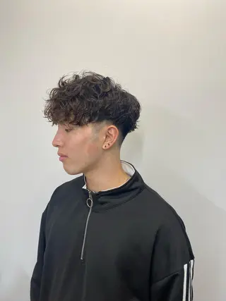 ショート カラー パーマ メンズ sunc所属・梅田l大人韓国ヘア レイヤー×艶カラーのヘアスタイル