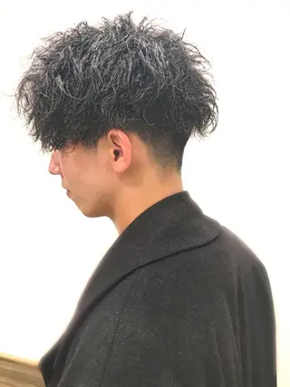 ミディアム ゼロスバーバーショップ所属・予約1000件超 ✨メンズパーマのヘアスタイル