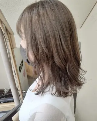 ミディアム カラー 🔳髪質改善🔳 岡本陽のヘアスタイル