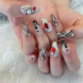 ネイル 河野 弥月のネイルデザイン
