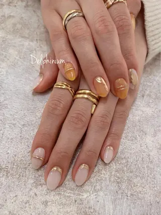 ネイル 岡本 友恵のネイルデザイン