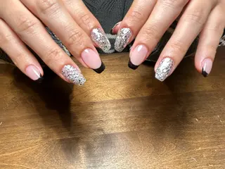 ネイル poli nailsのネイルデザイン