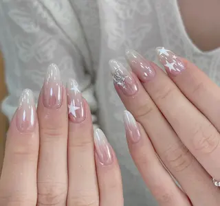 ネイル エ リのネイルデザイン