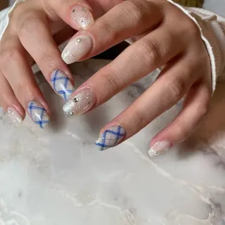 ネイル Ami 🦥のネイルデザイン