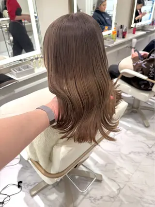 セミロング カラー ParveMix🍀 藤原愛未のヘアスタイル