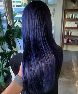 カラー Tiele所属・中山 愛里のヘアスタイル