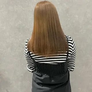 セミロング カラー はちすか るかのヘアスタイル