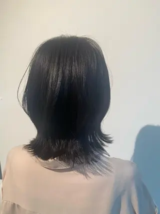 ミディアム カラー 伊藤 歩のヘアスタイル