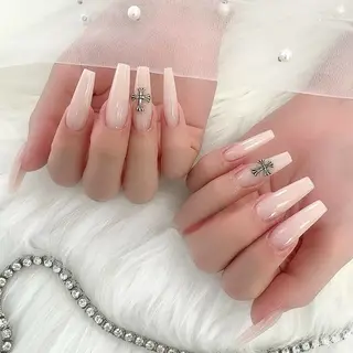 ネイル MADIA KOTONEのネイルデザイン