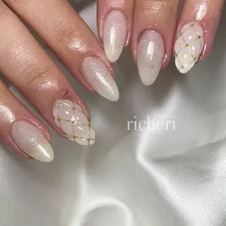 ミディアム ネイル richeri beautyのネイルデザイン