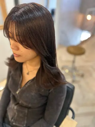 セミロング PACE所属・ayumi ／透明感カラーのヘアスタイル