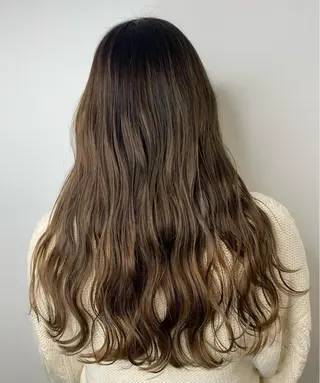 セミロング Hair Resort Noble(ヘアリゾートノーブル)所属・オオヤ カナのヘアスタイル