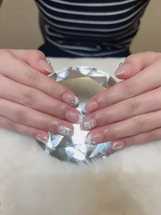 ネイル B.rose ビビのネイルデザイン