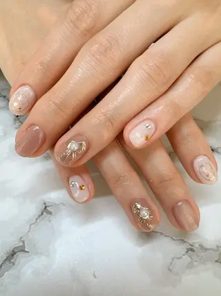 ネイル Odon Beauty  nail  salon所属・VIP TRENDYのネイルデザイン