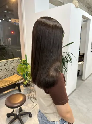 ロング カラー カイリ /レイヤーカットのヘアスタイル