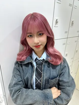 ロング カラー ヘアアレンジ 艶カラー/ハイトーン /レイヤーカットのヘアスタイル