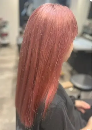 カラー 長谷 朋美のヘアスタイル