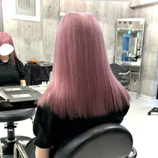 ミディアム 🩶 ピンクカラー/ ブロンド🩶くるみのヘアスタイル