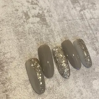 ネイル Ray. ／綺麗目ニュアンスのネイルデザイン