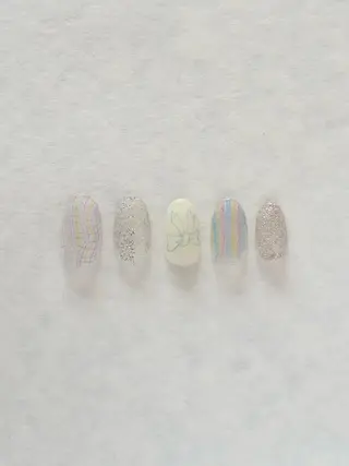 ネイル 市川 沙希子のネイルデザイン