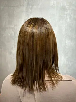 ショート カラー 古賀/レイヤーボブ /ハッシュカットのヘアスタイル