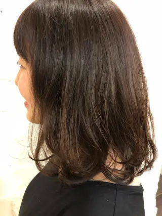 セミロング 口コミ評価4.9⭐︎ カワナベ　マサシのヘアスタイル