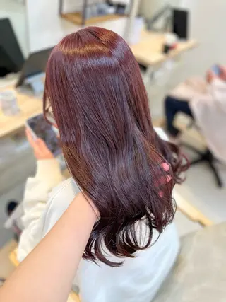 セミロング カラー Lamp 柏 山口 か乃 ブリーチカラーのヘアスタイル