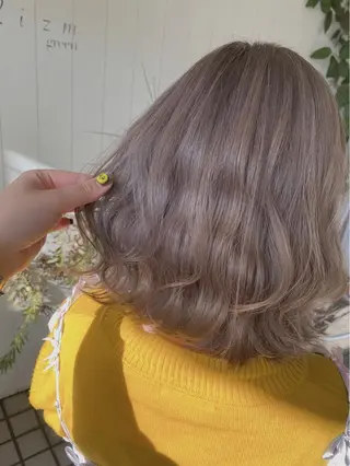 ショート カラー sio.nail&eyebrow salon shimokitazawa2号店所属・nailist mana𖤐´-のネイルデザイン